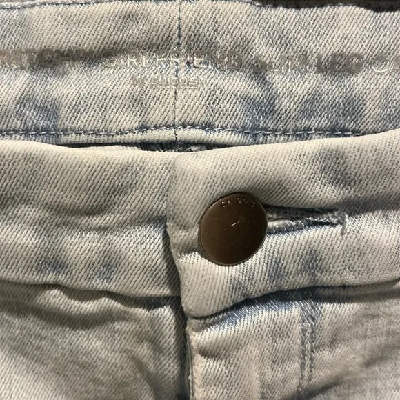 186. WOMENS CHICO’S 2/L DETAIL DENIM JEANS