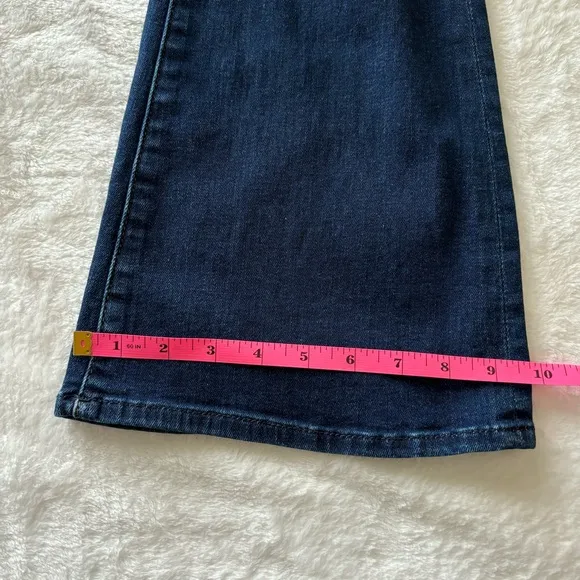 7 For All Mankind Flare Bootcut Charlize Jeans. Sz: 28