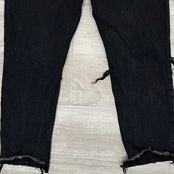 Abercrombie &amp; Fitch The Mom High Rise Jeans in Distressed Black Curve Love