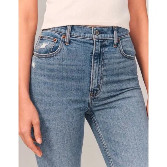 Abercrombie and Fitch Curve Love Ultra High Rise The 90s Slim Straight Size 31 L