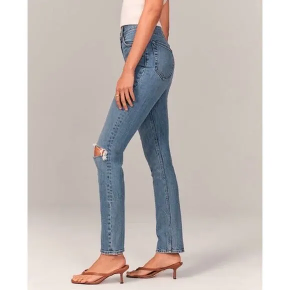 Abercrombie and Fitch Curve Love Ultra High Rise The 90s Slim Straight Size 31 L
