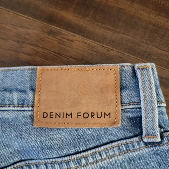 Aritzia Denim Forum the Yoko High Rise Slim 28L Jeans Ankle Skinny Jeans Size 25