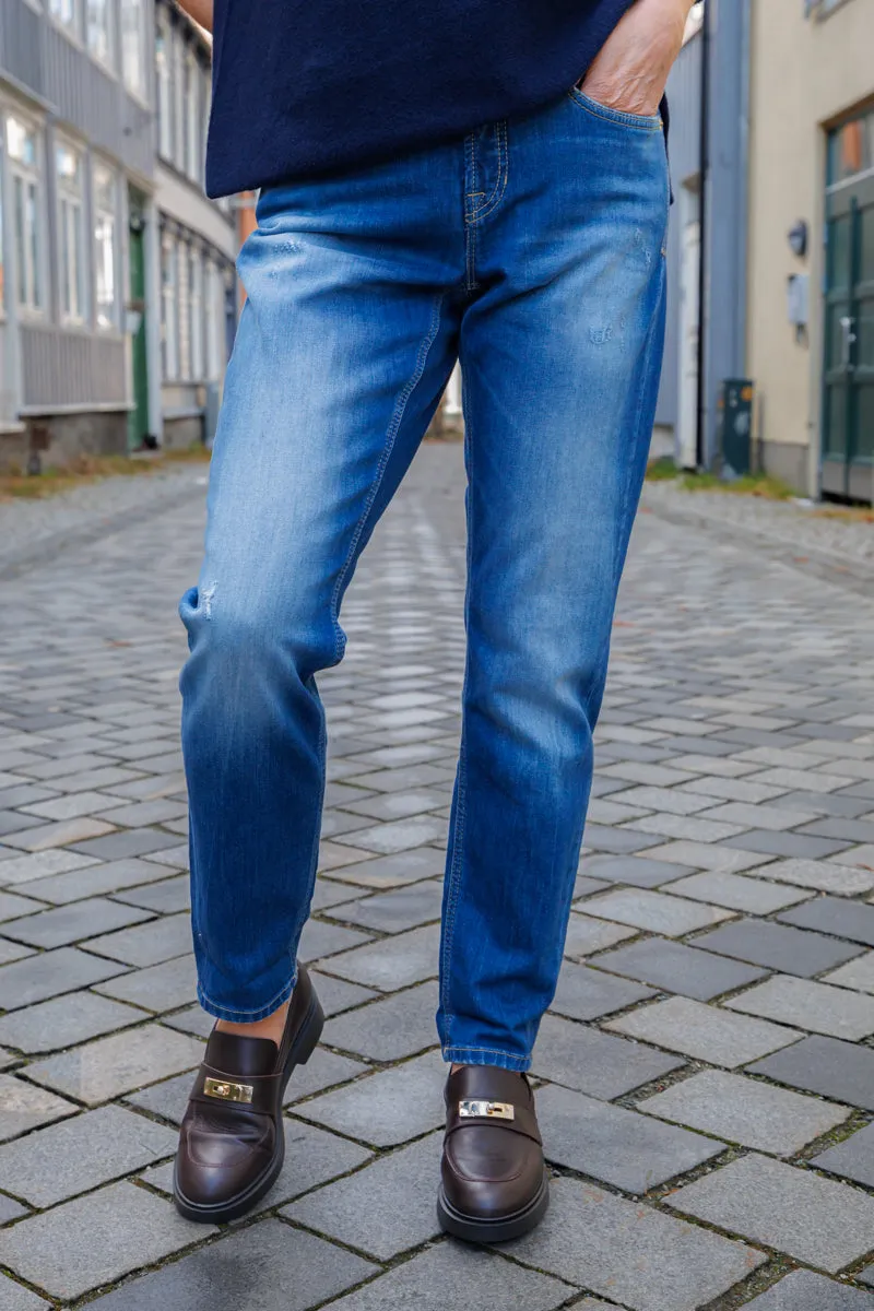 Cambio Kerry blå jeans med oppbrett nederst og vintage detaljer