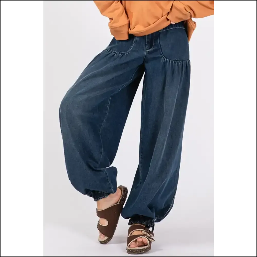 Cargo Jeans that Say I’m Stylish, Comfy, and Ready for Adventure! 🚀