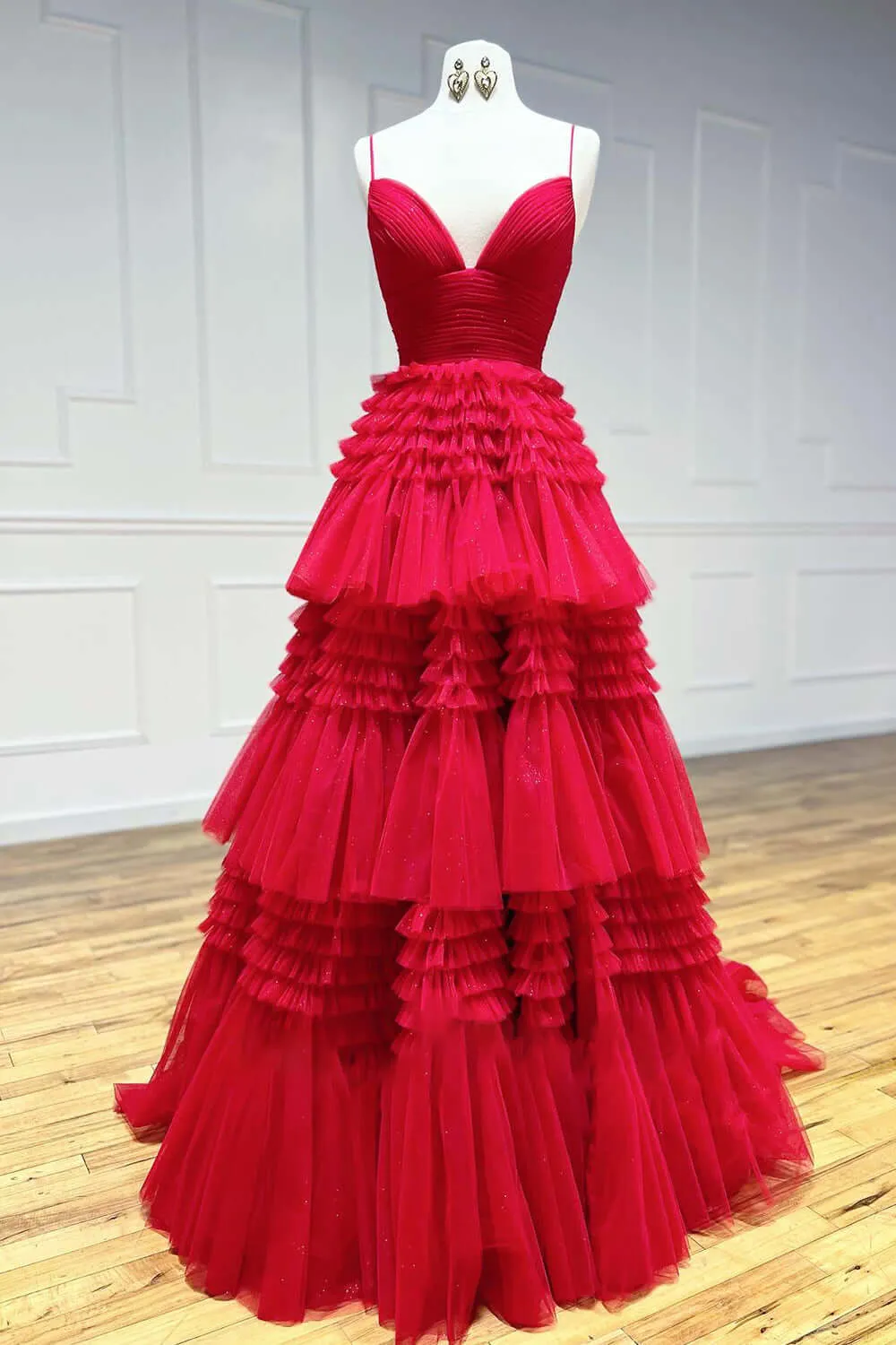 Cheap Red Tulle Prom Dresses 2025 V Neck Spaghetti Straps Long Formal Dresses