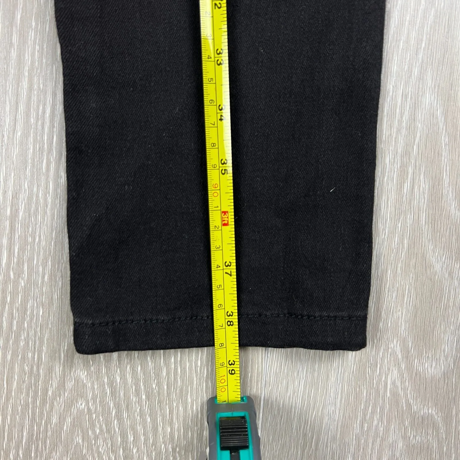 Circle Park Denim Slim Fit Black Skinny Jeans Size 28/30