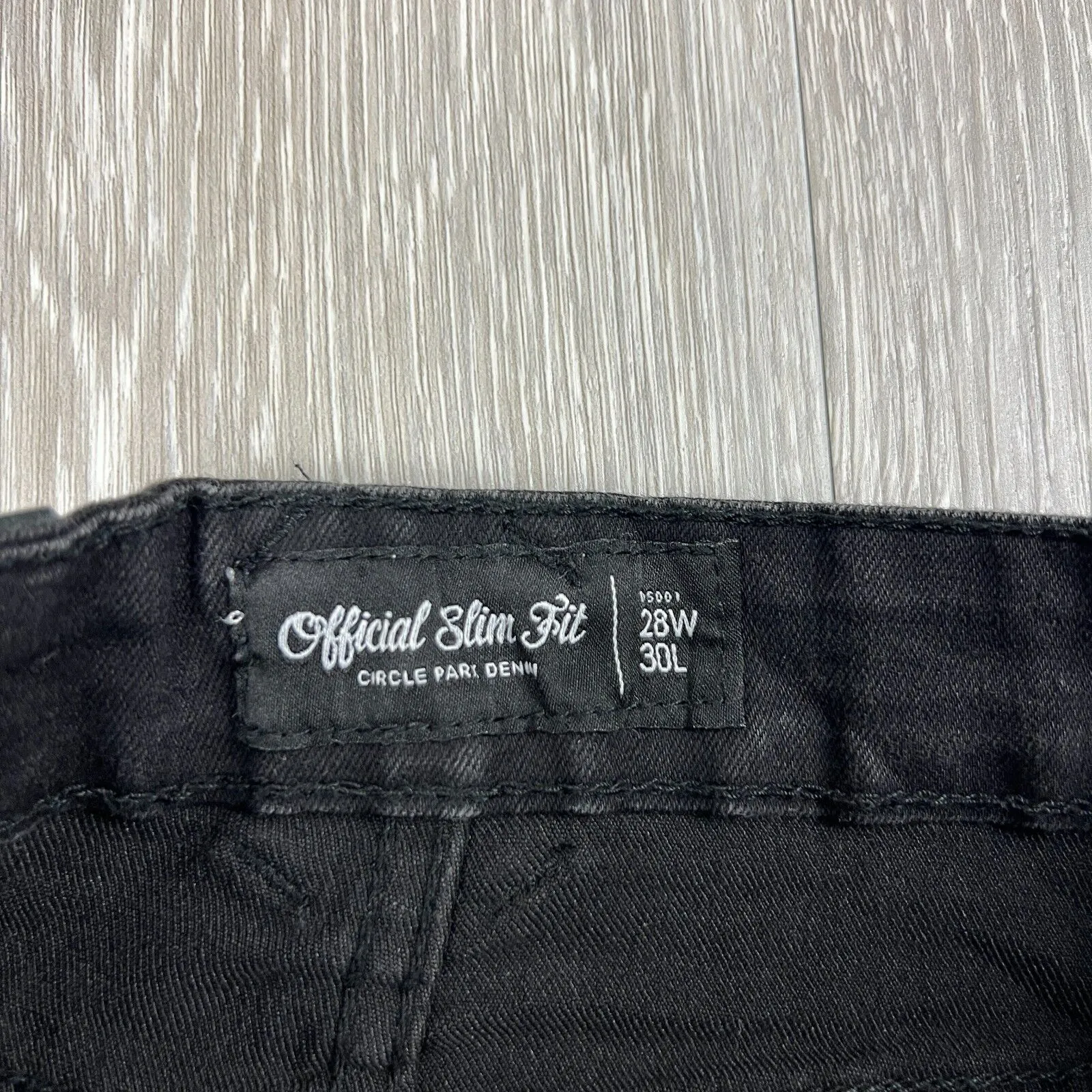 Circle Park Denim Slim Fit Black Skinny Jeans Size 28/30
