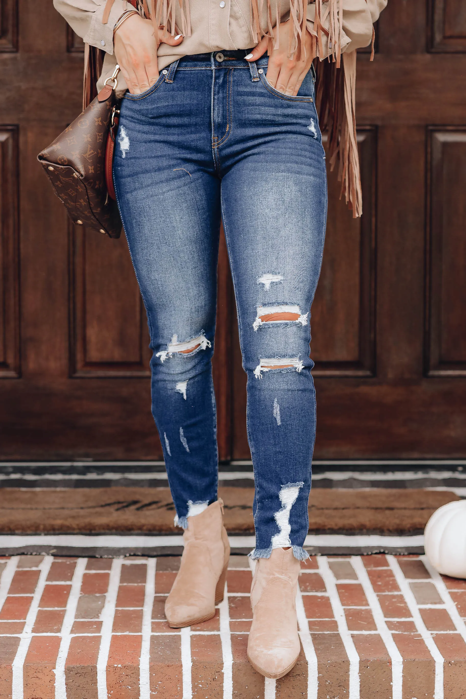 Court Distressed Skinny Jeans - Dark