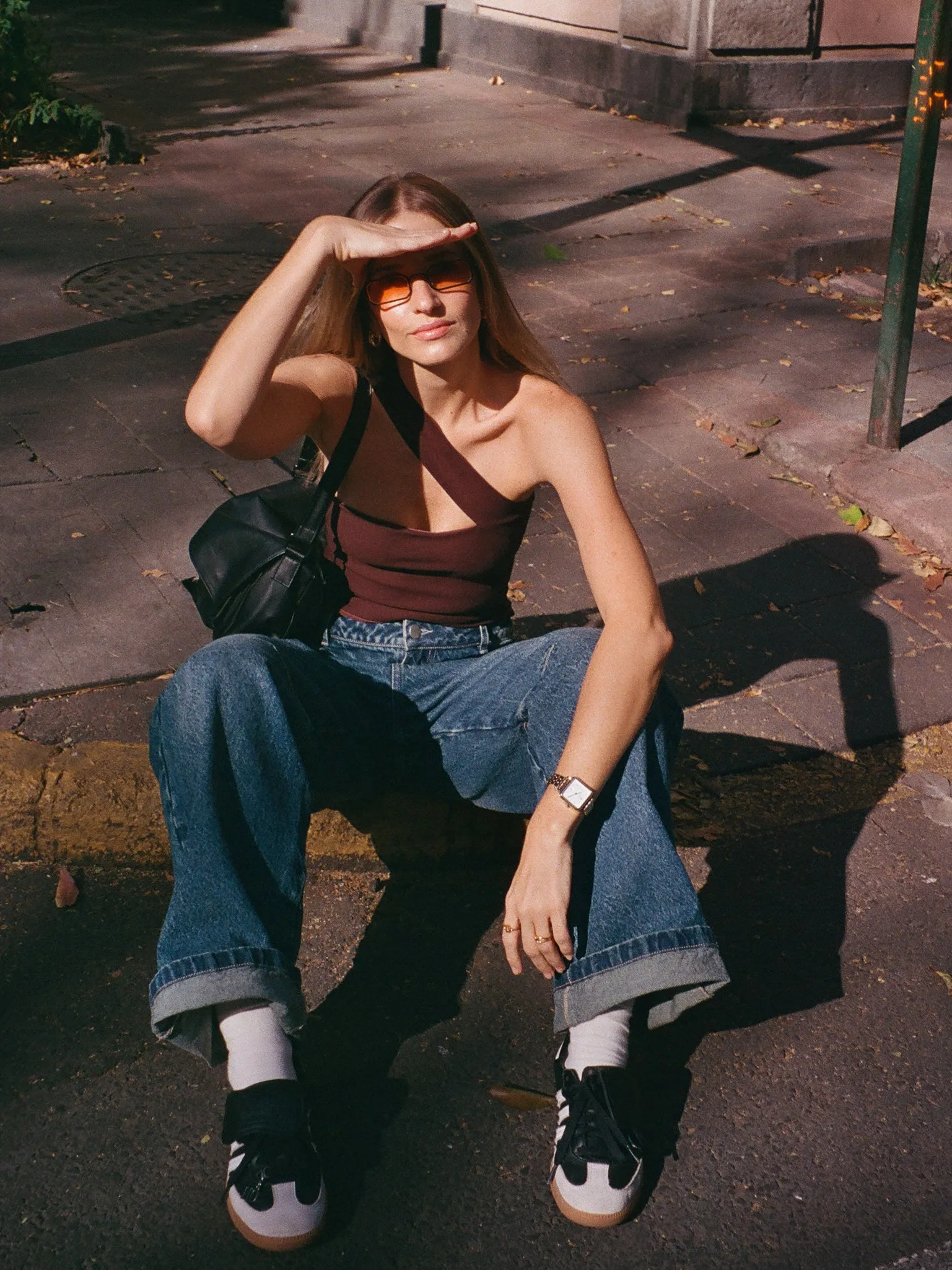 CROSS SHOULDER TOP - ESPRESSO