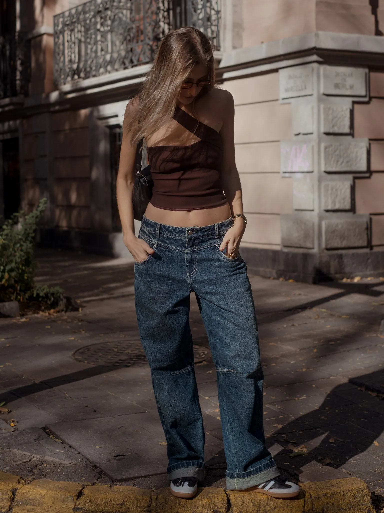CROSS SHOULDER TOP - ESPRESSO