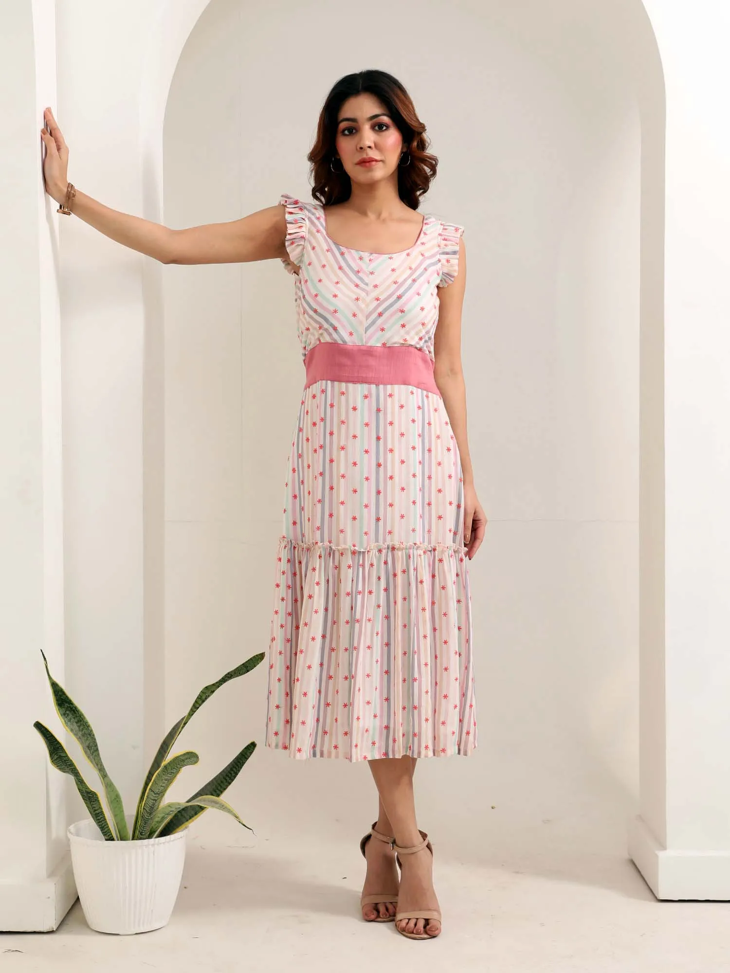 Daisy- cotton embroidered dress