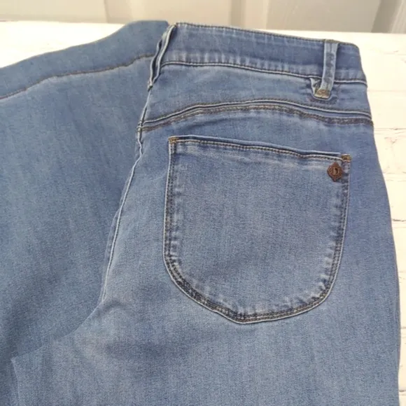 Democracy High Rise Luxe Touch Retro Flare Blue Jeans Size 12