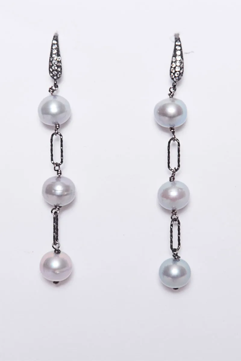 Diamond & Pearl Earrings