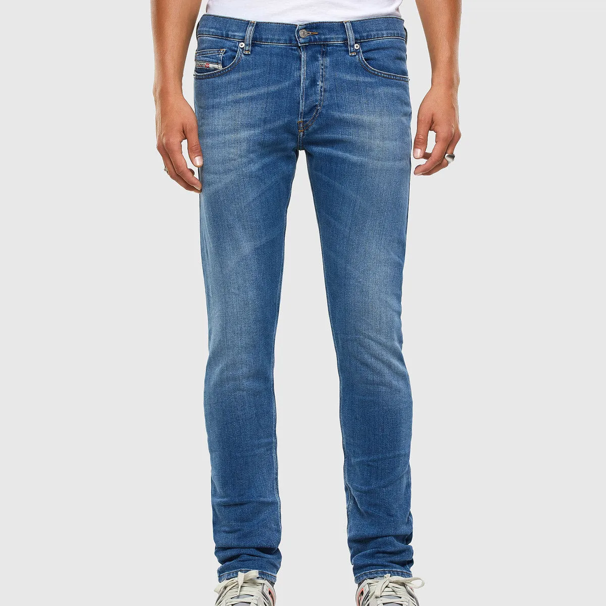 Diesel - D-Luster 009EK Slim Jeans in Light Blue