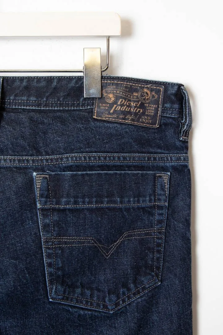 Diesel Regular Slim Straight Denim Jeans (W36 x L30)