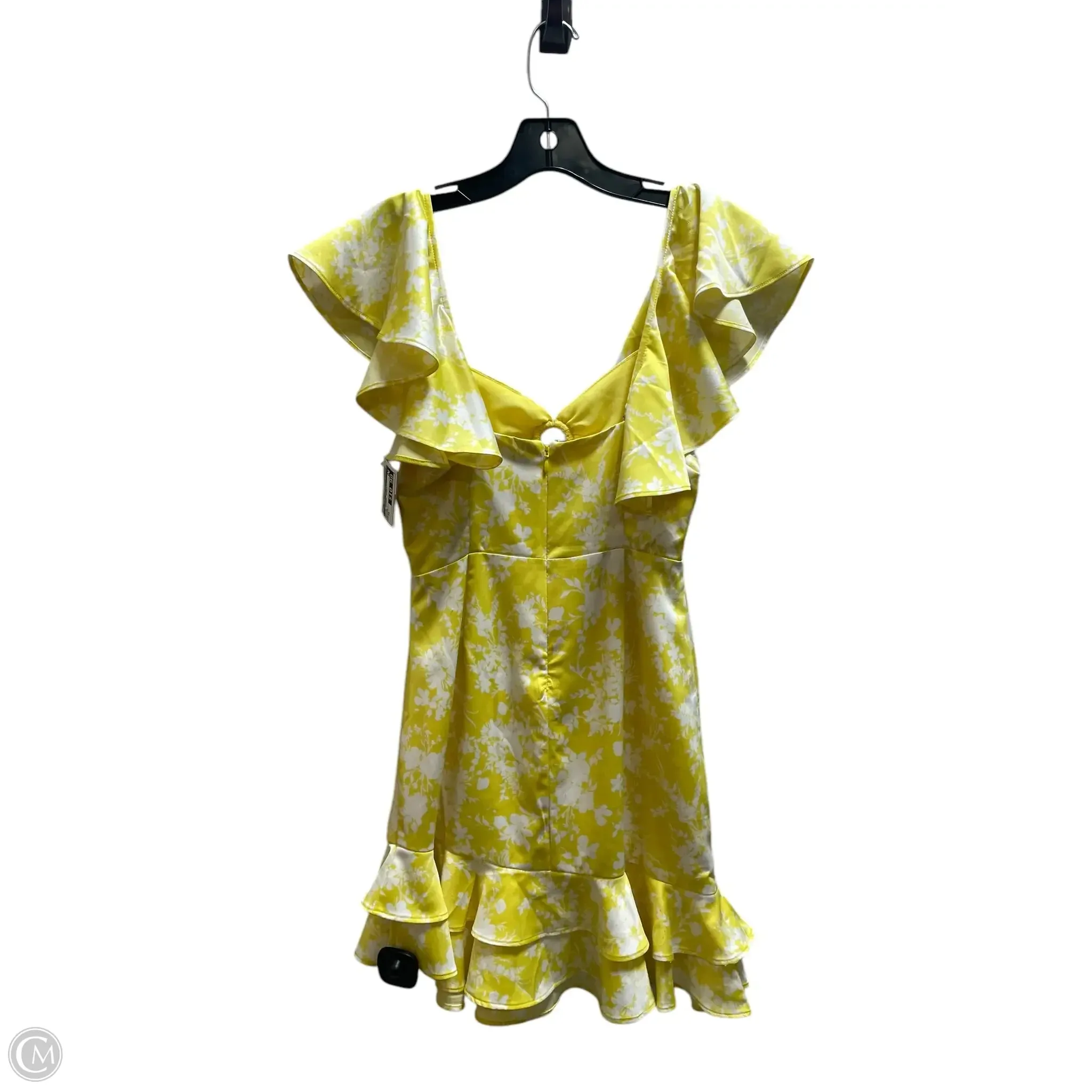 Dress Casual Short By Clothes Mentor In Yellow, Size: Xs