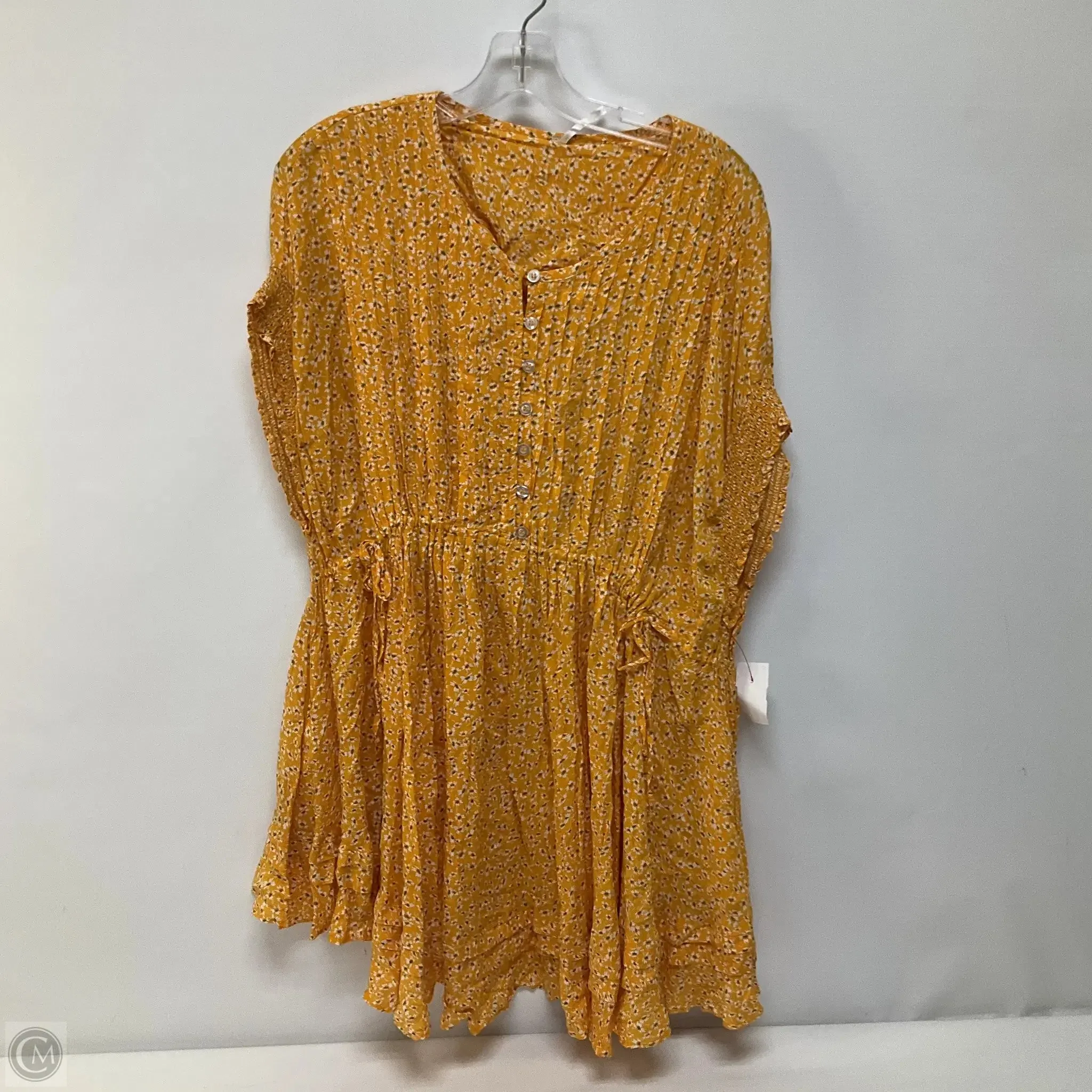 Dress Casual Short By Free People In Yellow, Size: S