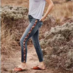Driftwood Jackie Skinny Jean With Embroidered Geometric Side Stripe Size: 27