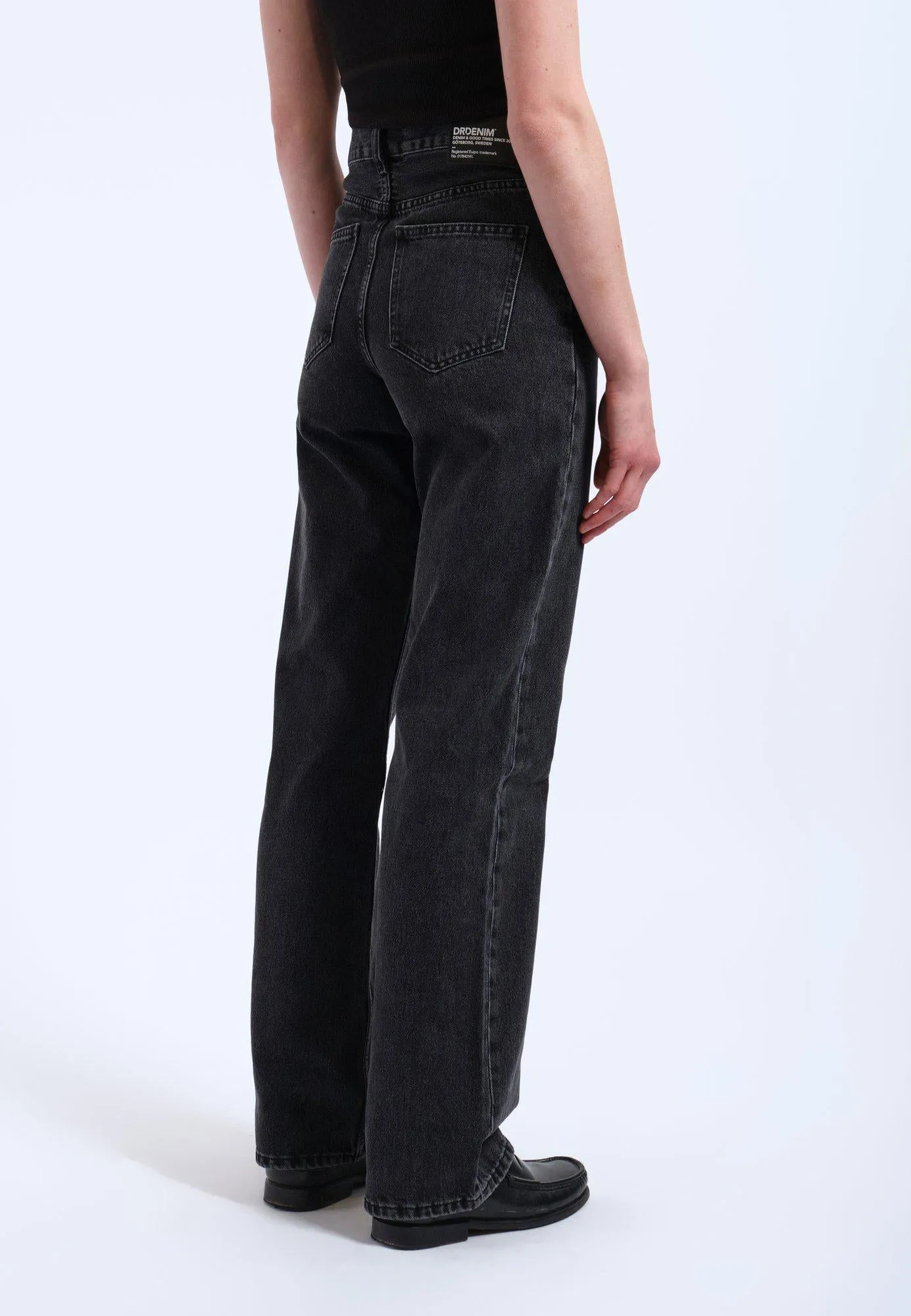 Echo - Tar Retro Black