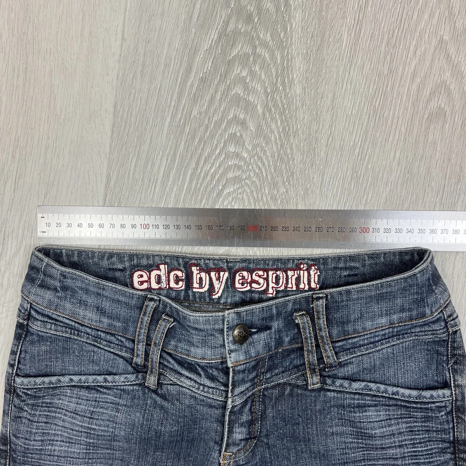 EDC By Esprit Womens Vintage Low Rise Gentle Flair Denim Jeans Size 38