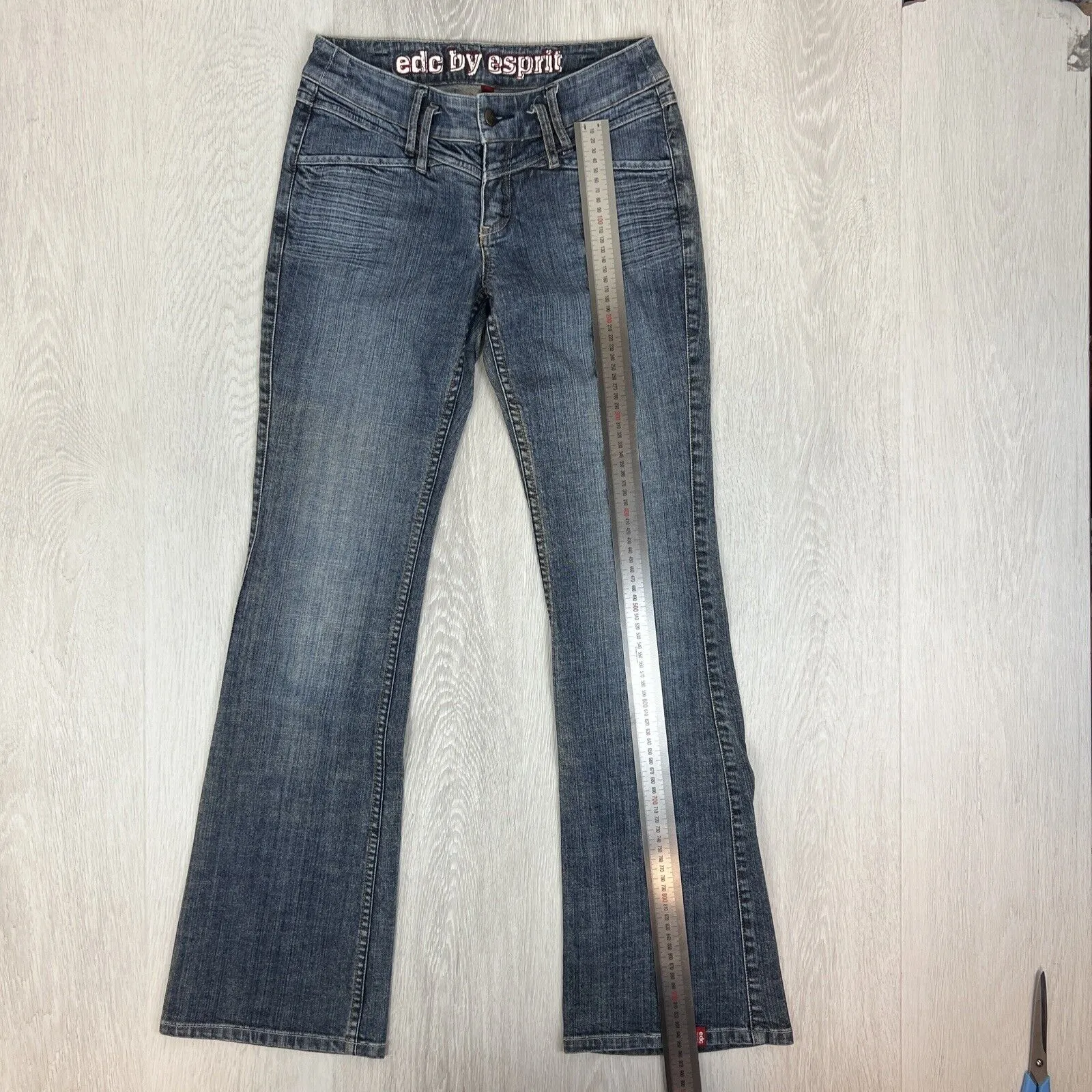 EDC By Esprit Womens Vintage Low Rise Gentle Flair Denim Jeans Size 38