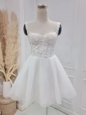Elegant A-line Sweetheart Wedding Dresses with Lace