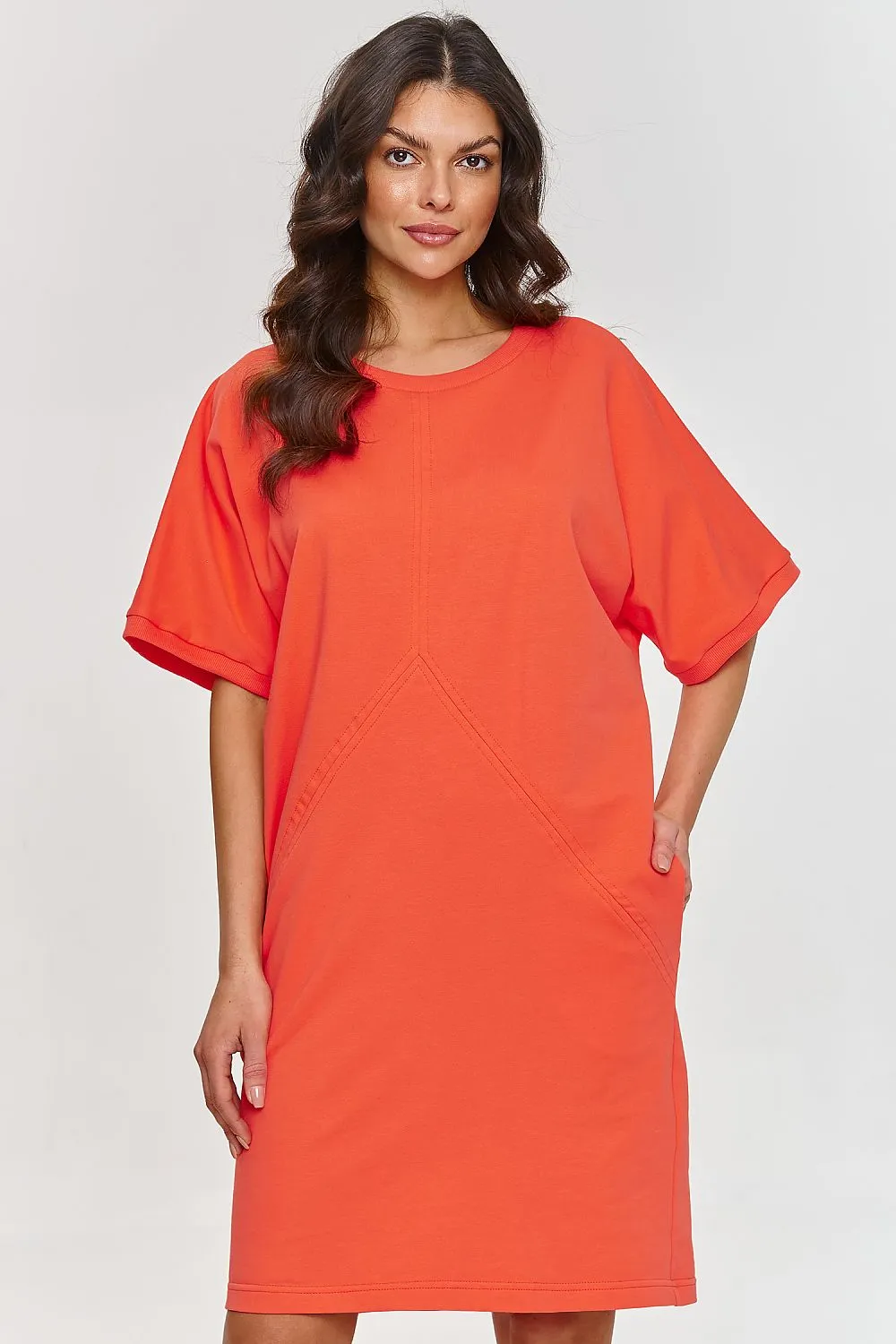 Elegant Shift Dress with Pockets