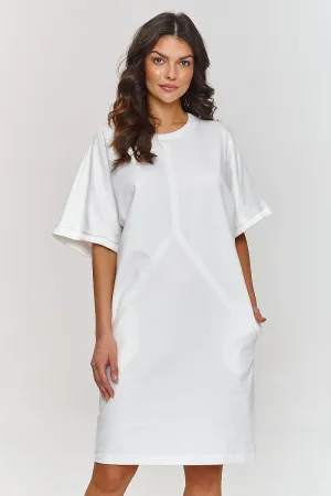 Elegant Shift Dress with Pockets