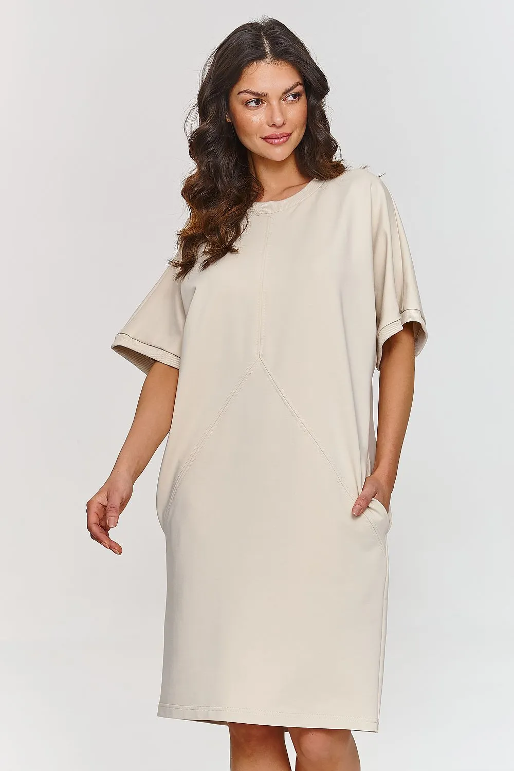 Elegant Shift Dress with Pockets