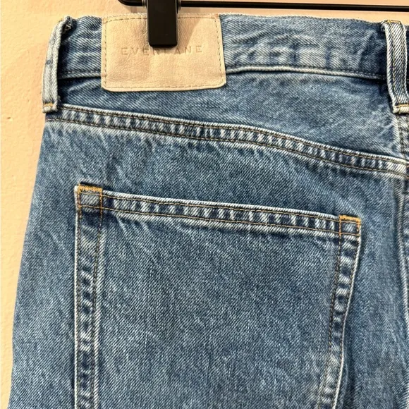 Everlane the relaxed straight jean size 28 long