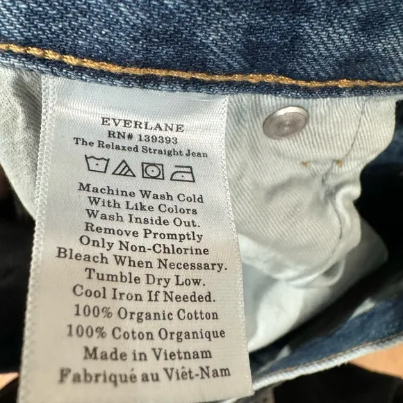 Everlane the relaxed straight jean size 28 long