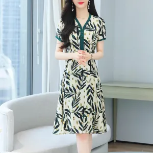 Exquisite Chiffon Dress featuring Contrast Trim