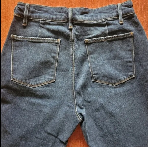 FRAME Kick Flare Jeans