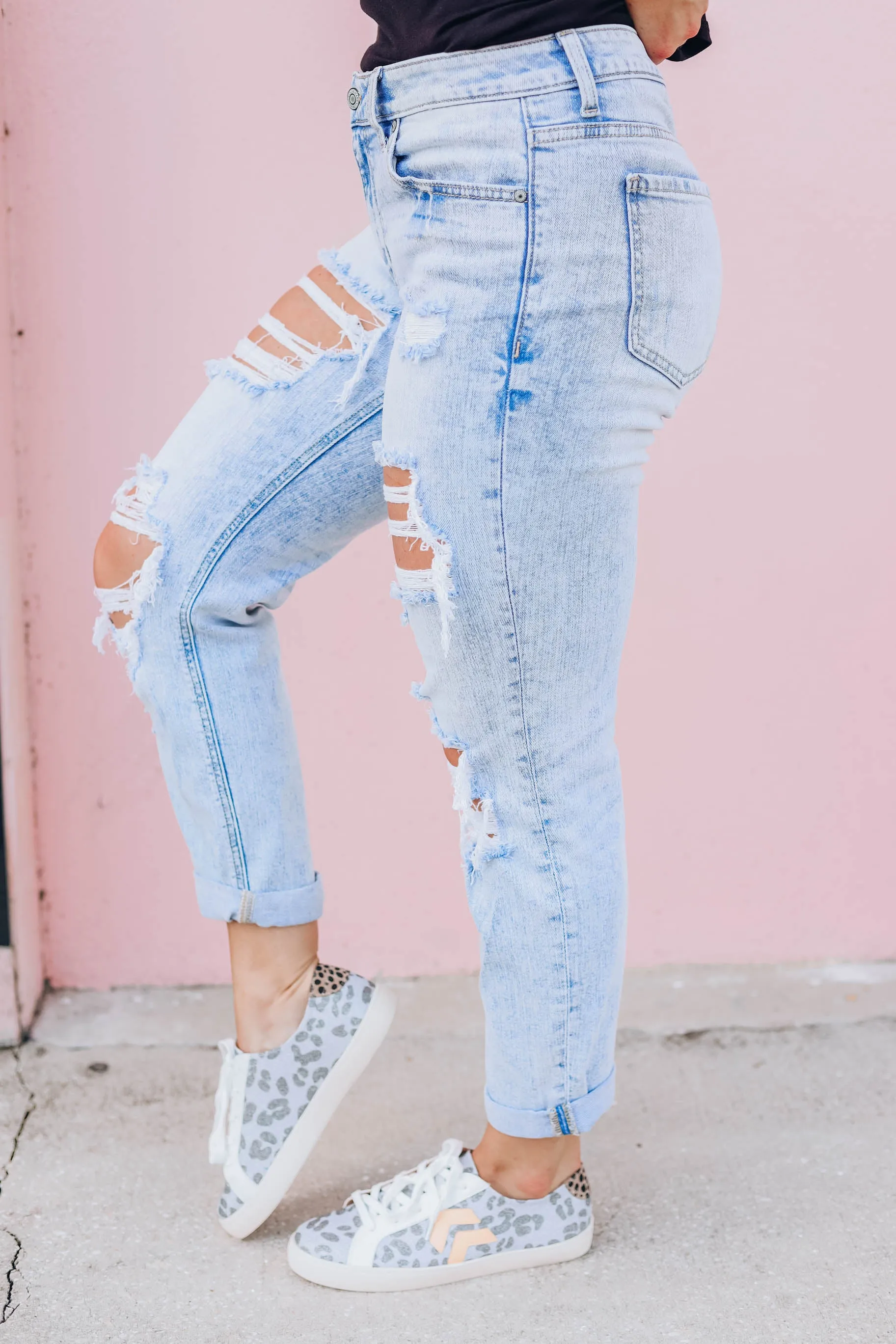 Frankie Mid-Rise Distressed Jeans - Acid Wash