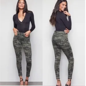 Good American Good Legs Camo Jeans 2/26
