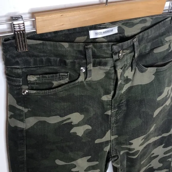 Good American Good Legs Camo Jeans 2/26