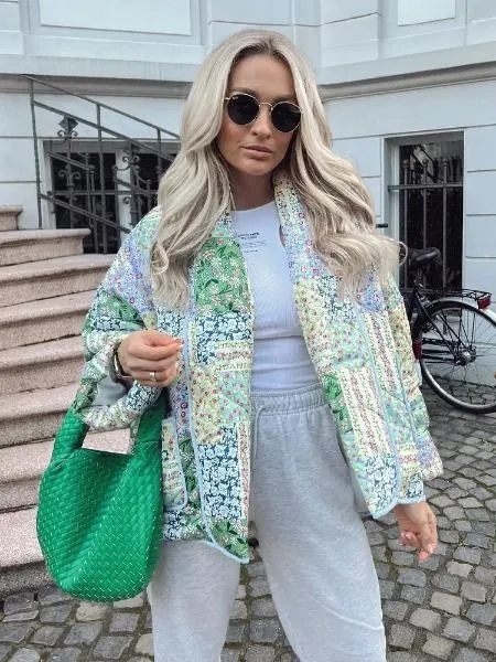 Gracie - Retro-Wattierte Strickjacke mit Taschen