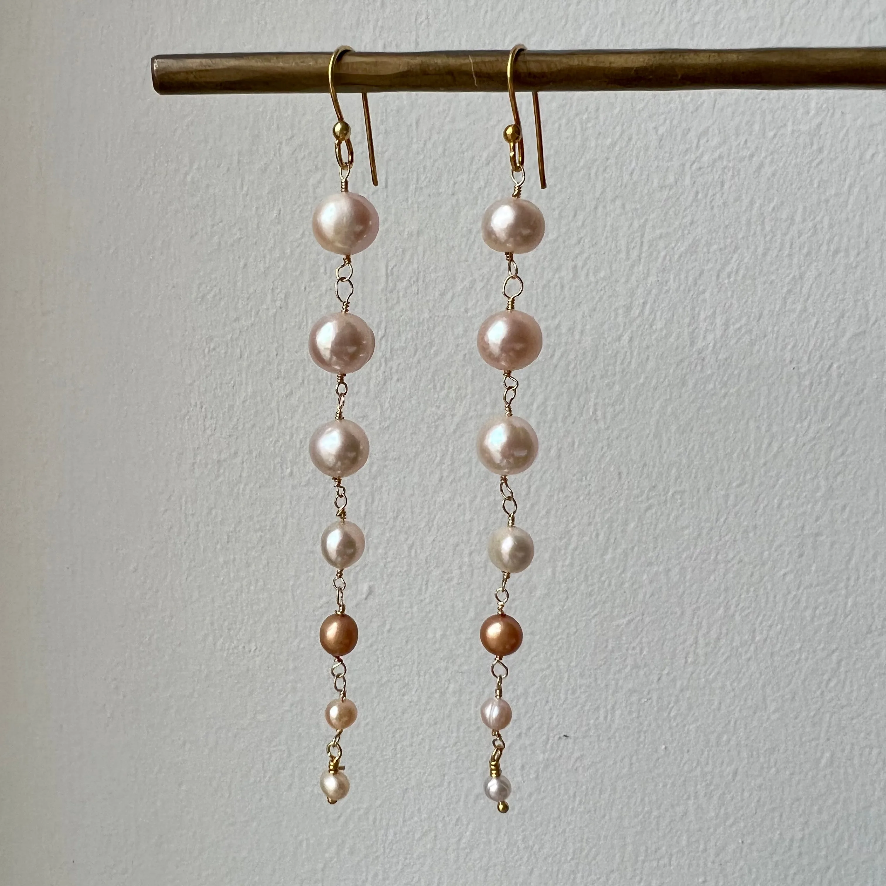 Graduated Size White, Pink, Cream Fresh Water Pearl Earring