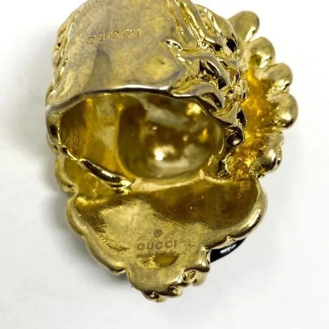 Gucci Lion Head Ring with Green Swarovski Crystal in Gold