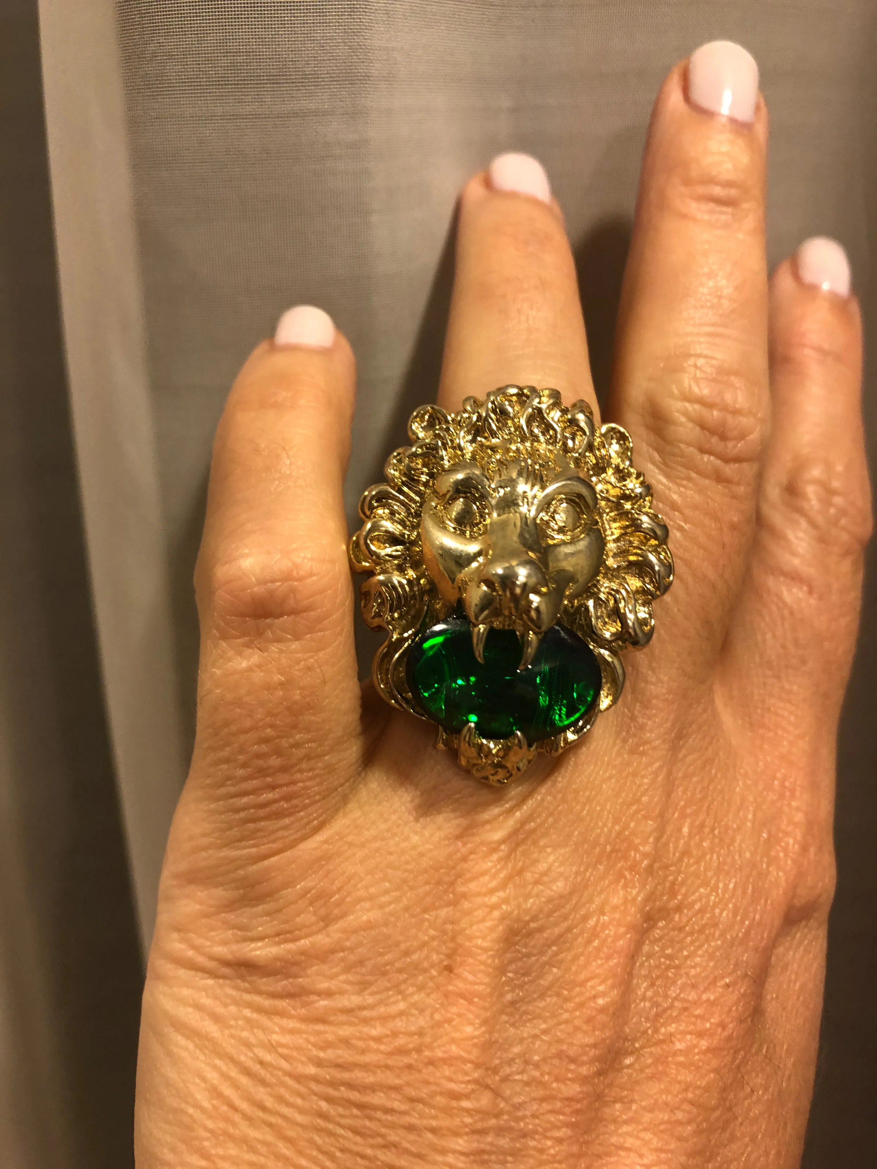Gucci Lion Head Ring with Green Swarovski Crystal in Gold