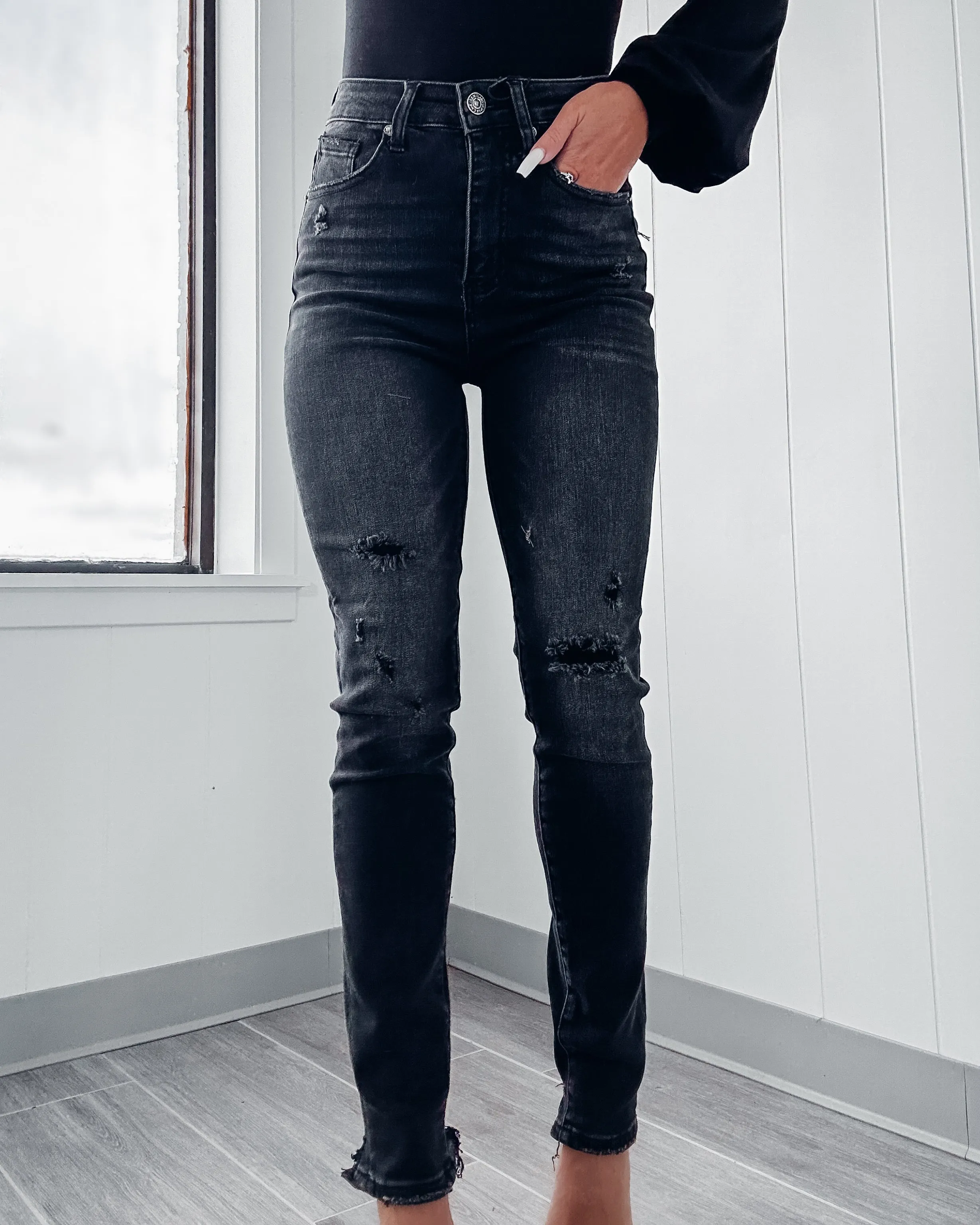 Harmony High Rise Vintage Washed Skinny Jeans - Black