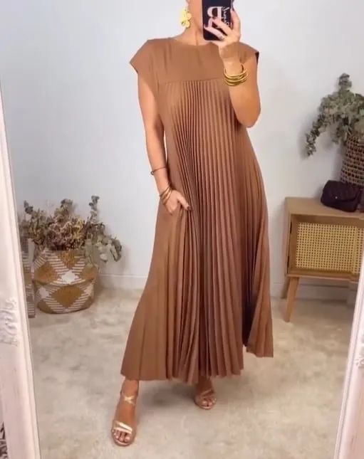Harriet® | Chic Pleated Cotton Dress