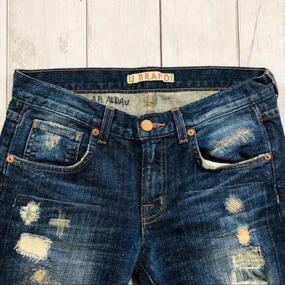 🇺🇸J Brand DK Shredder Skinny Jeans Size 24