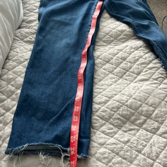 J.Crew// Button up Fly//  Vintage Straight Jeans Size 29