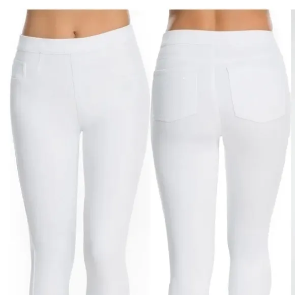 Jean-ish LeggingsSPANX®