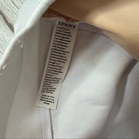 Jean-ish LeggingsSPANX®