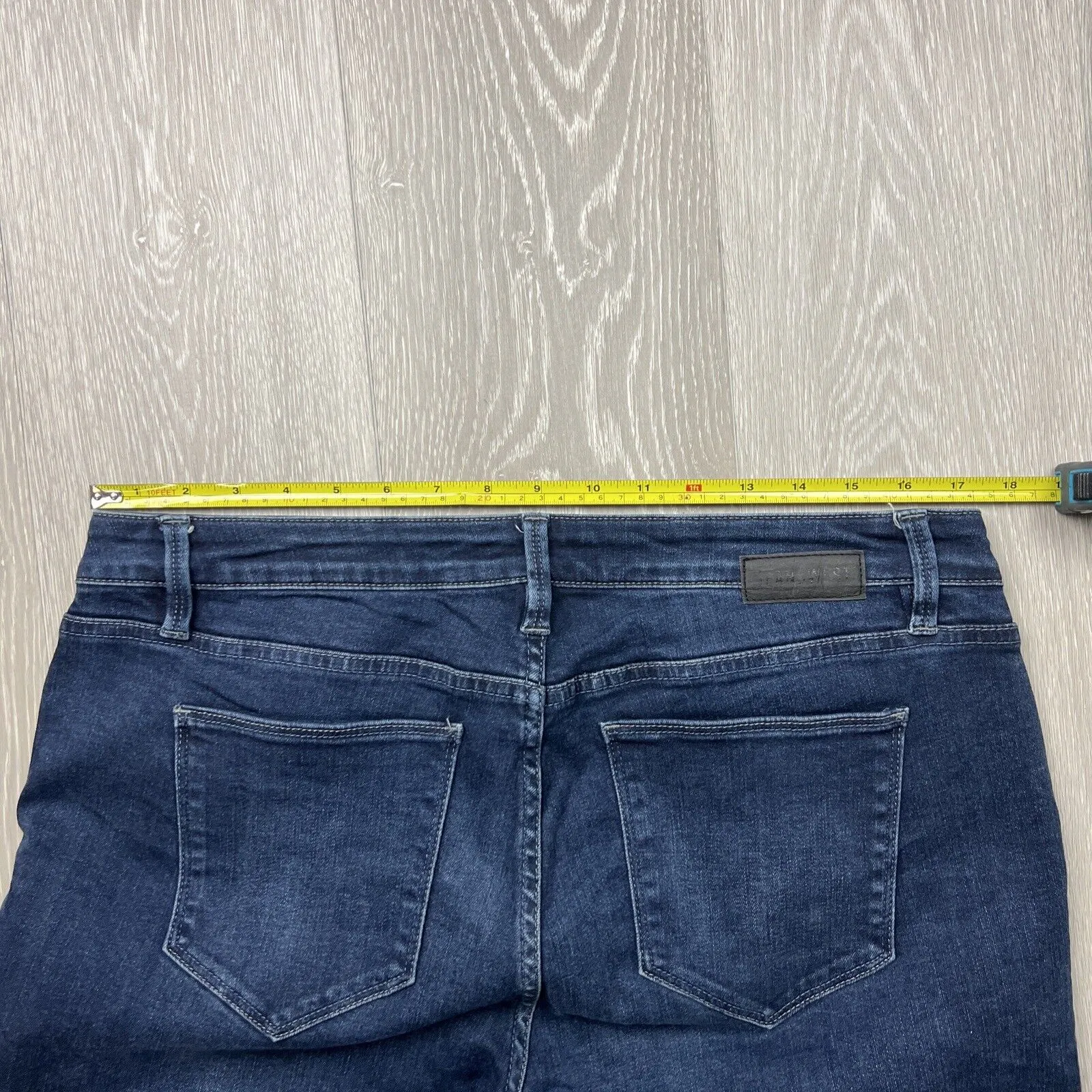 Jeans West Womens Curve Embrace Slim Straight Jeans Size 16