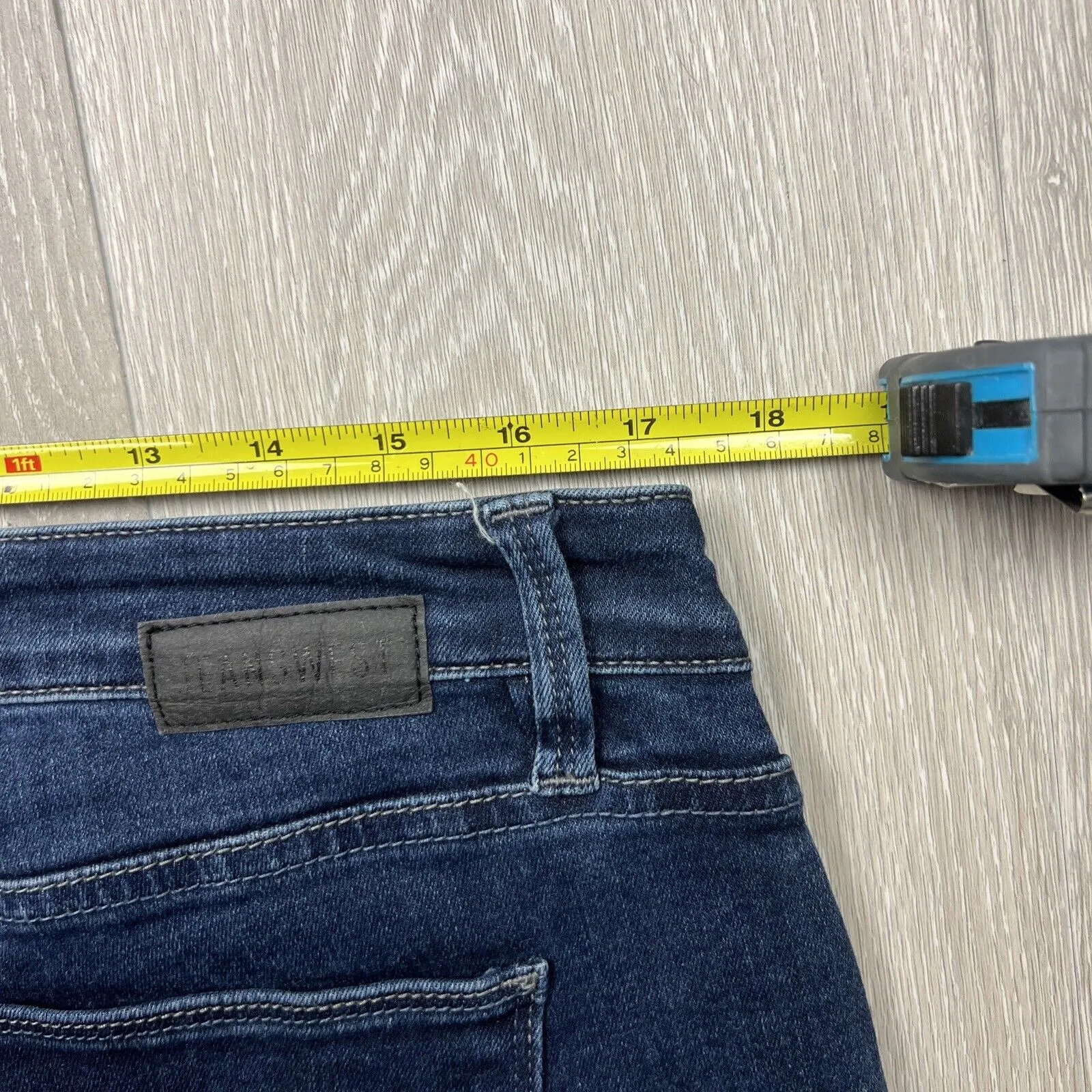 Jeans West Womens Curve Embrace Slim Straight Jeans Size 16