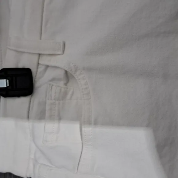Jen7 by 7 for All Mankind Straight, Crop &amp; Roll White Jeans