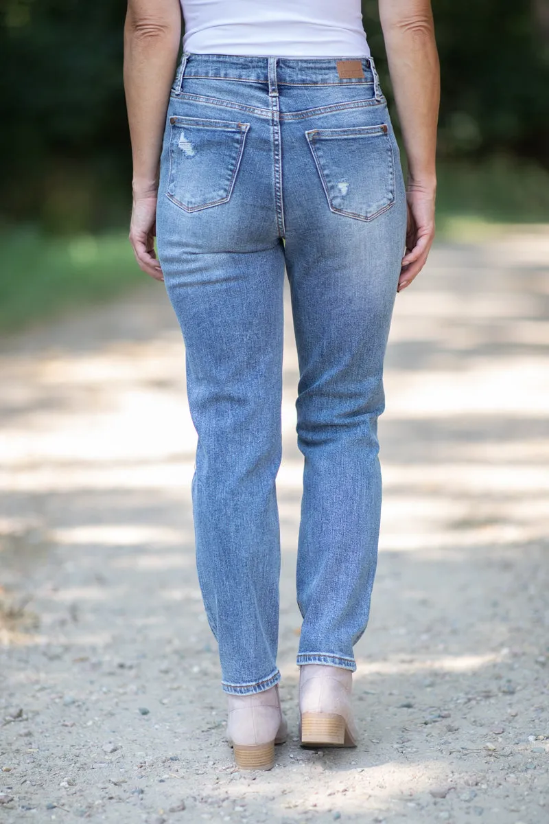 Judy Blue Medium Wash Distressed Knee Jeans